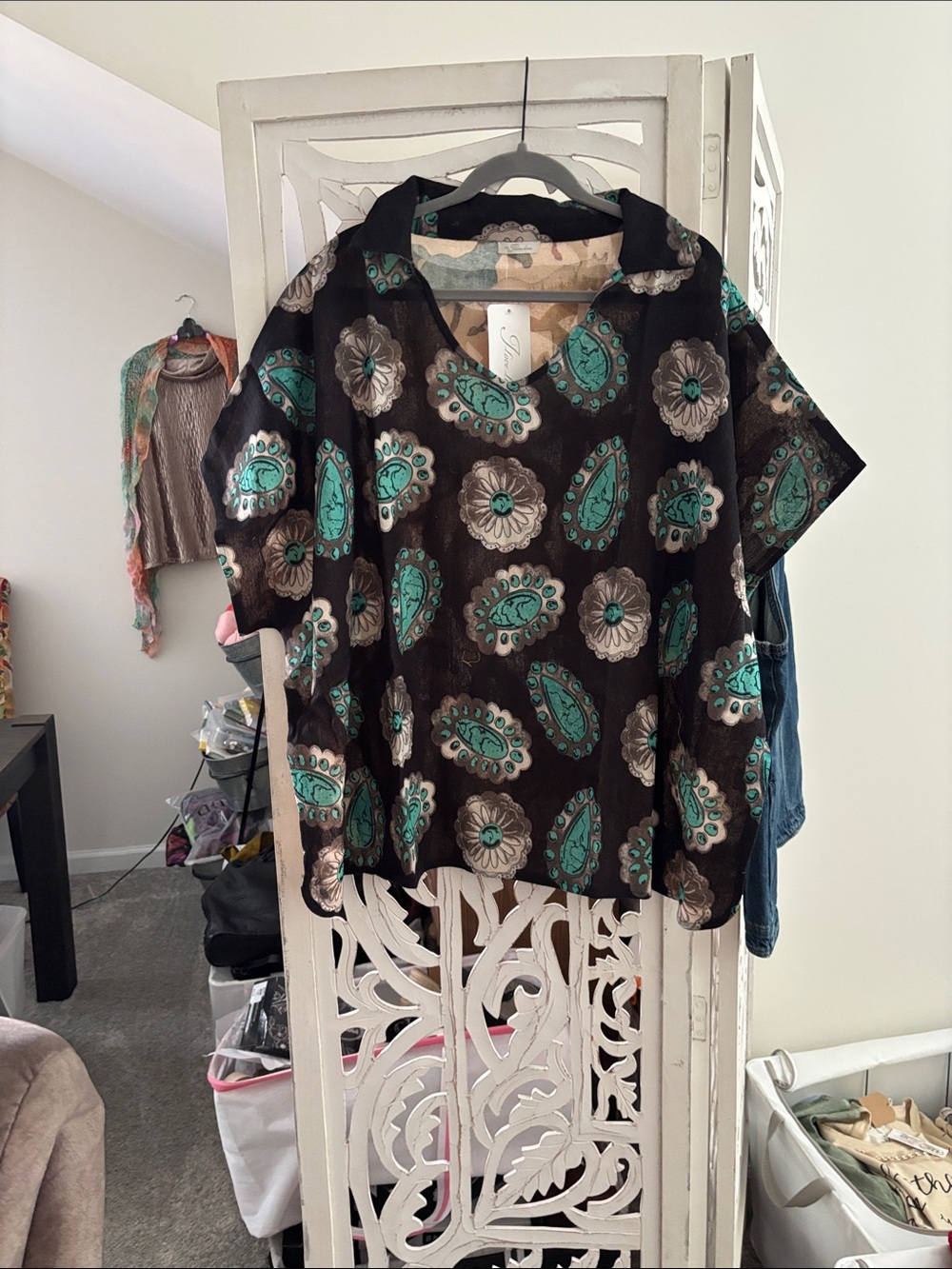 Women's Short-Sleeve Collared Top in Black with Teal Paisley